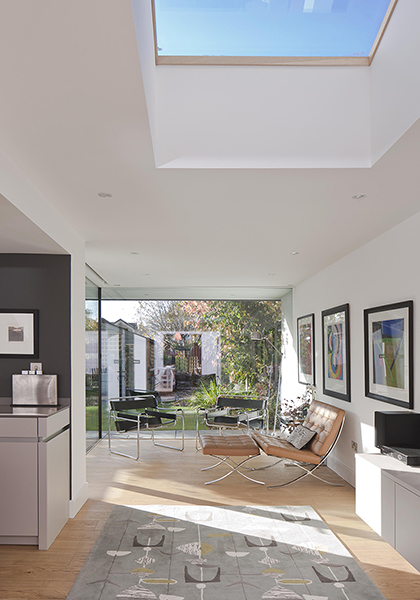 Anniesland extension dining area with doorsthrough to existing Art Deco