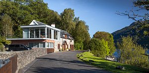 Loch Lomond house extension
